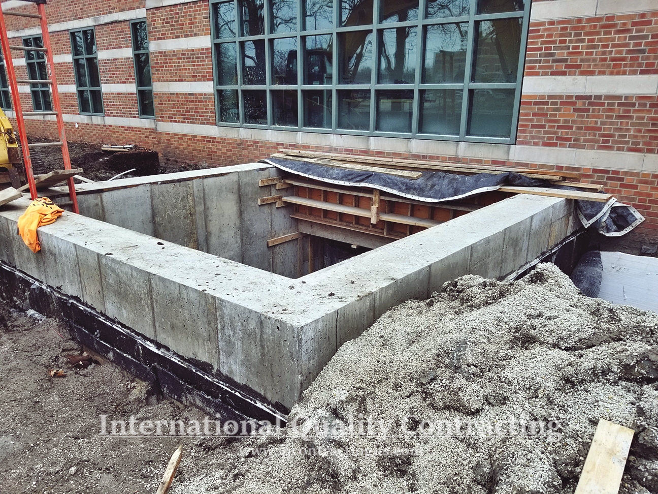 International Quality Contracting, Contracting, Illinois, Chicago, Chicagoland, Construction, Builder, Builders, Pre-construction feasability,Design, Build, Turnkey, Hospital Restoration, Institutional restoration, Crane, safety, RF Shielding, CT, Clean Room, Magnetic Shielding, 5 Gauss Field, HEPA, Lead Shielding, Brazing, Brazed, Insulator, Infrared, demo, demolition, downtown, OR, Operating Room, Radiology, Structural, Steel, Corian, Walls, Windows, Doors, Custom, Union, Pipe fitters,